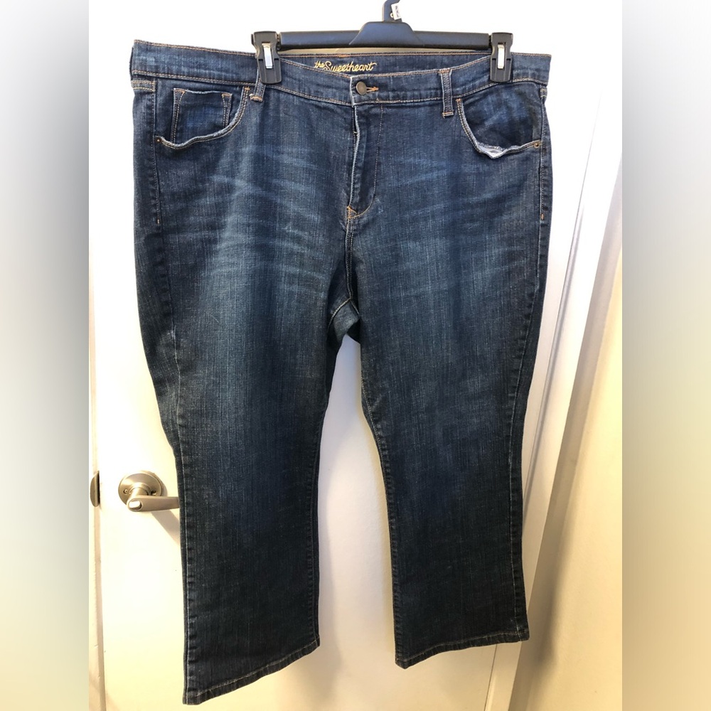 Old Navy Sweetheart high rise denim sweetheart jeans size 20 relaxed, distress